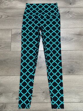 K-Deer High Rise Sneaker Length Geometric Print Leggings Teal Blue Black Small